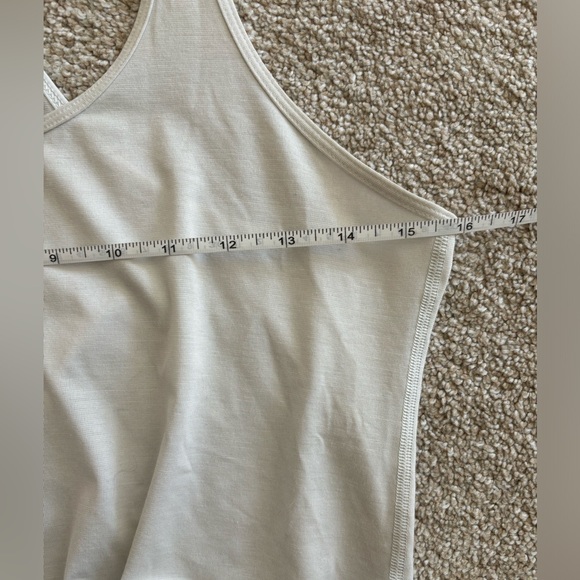 lululemon Tech Mesh Tank - Picture 4 of 6